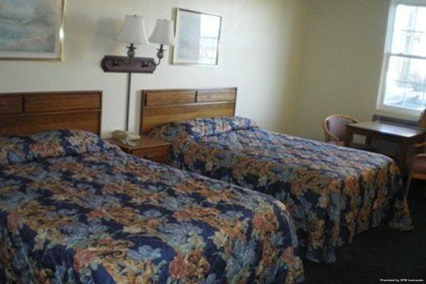 RELAX INN (Morton)